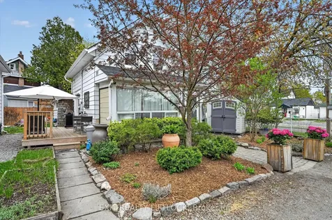 509 Gilchrist Street Peterborough ON K9H 4N7