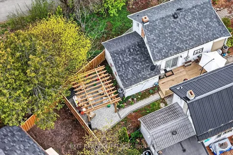 509 Gilchrist Street Peterborough ON K9H 4N7