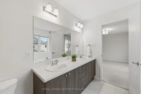 322 Autumnfield Street Kanata ON K2M 0J4