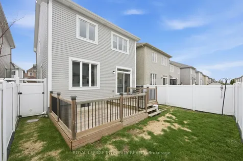 322 Autumnfield Street Kanata ON K2M 0J4