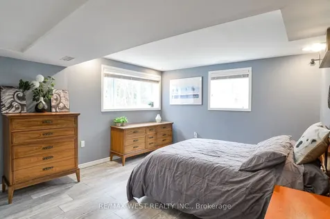 4945 Muskoka 117 Road Lake Of Bays ON P0A 1E0