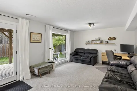 26 Stonebridge Court Peterborough ON K9K 2N5