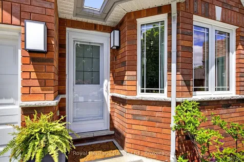 26 Stonebridge Court Peterborough ON K9K 2N5
