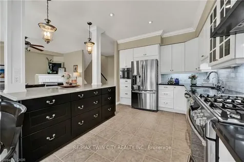 835 Brandenburg Boulevard Waterloo ON N2T 2X3