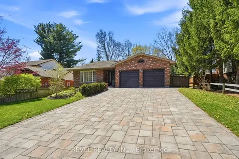 63 Millbridge Crescent Pelham ON L0S 1E1