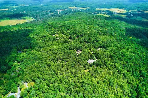 440 Chub Lake Road Huntsville ON P1H 2J3