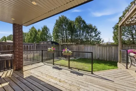 64 Onyx Court Hamilton ON L8W 4A3