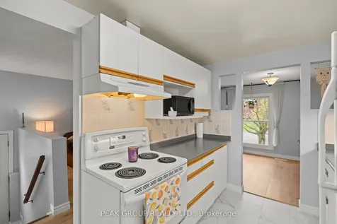 26 Tara Crescent Thorold ON L2V 4M1