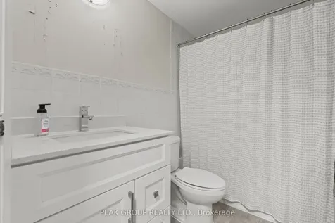 26 Tara Crescent Thorold ON L2V 4M1