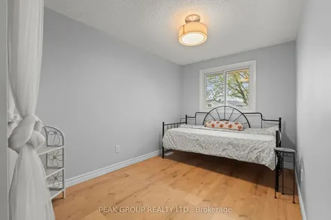 26 Tara Crescent Thorold ON L2V 4M1