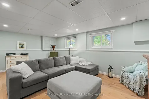 26 Tara Crescent Thorold ON L2V 4M1