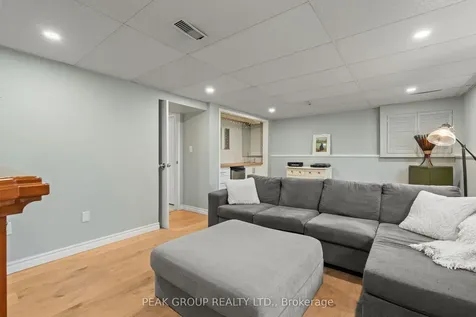 26 Tara Crescent Thorold ON L2V 4M1