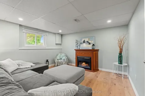 26 Tara Crescent Thorold ON L2V 4M1