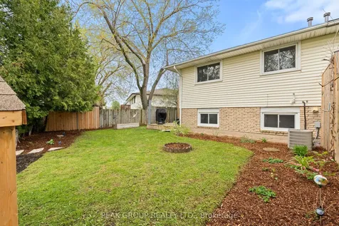 26 Tara Crescent Thorold ON L2V 4M1