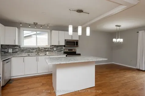 57 Nancy Drive North Bay ON P1B 9M1