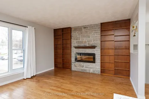 57 Nancy Drive North Bay ON P1B 9M1