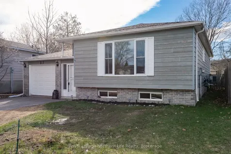 57 Nancy Drive North Bay ON P1B 9M1