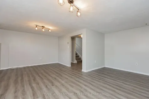57 Nancy Drive North Bay ON P1B 9M1