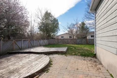 57 Nancy Drive North Bay ON P1B 9M1