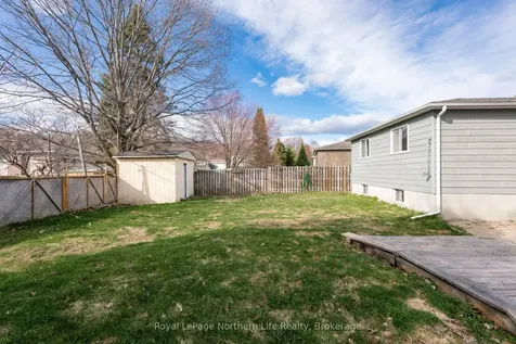 57 Nancy Drive North Bay ON P1B 9M1