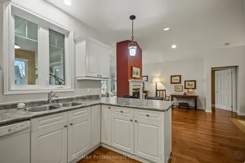 117 Hedgewood Lane Gravenhurst ON P1P 1Z4