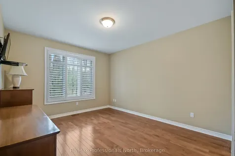 117 Hedgewood Lane Gravenhurst ON P1P 1Z4