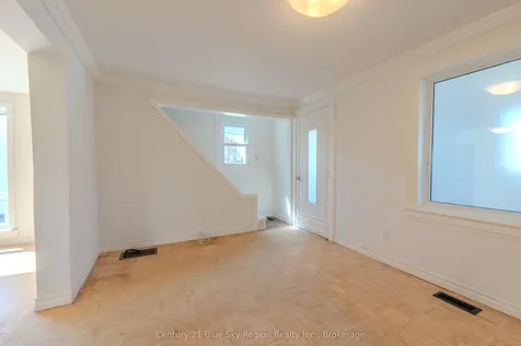 18 Pollard Avenue North Bay ON P1A 1Z5