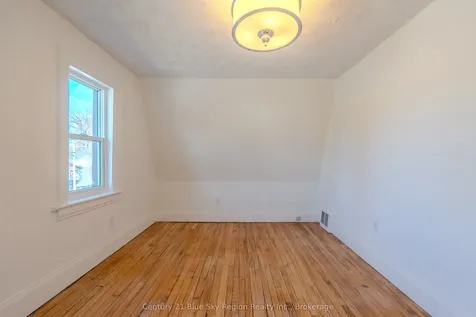 18 Pollard Avenue North Bay ON P1A 1Z5