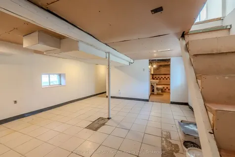 18 Pollard Avenue North Bay ON P1A 1Z5