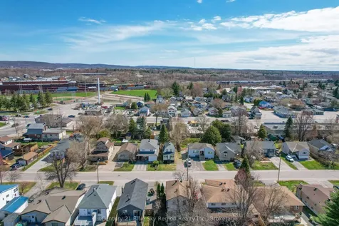 18 Pollard Avenue North Bay ON P1A 1Z5