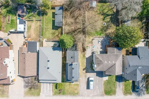 18 Pollard Avenue North Bay ON P1A 1Z5