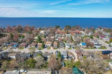 18 Pollard Avenue North Bay ON P1A 1Z5
