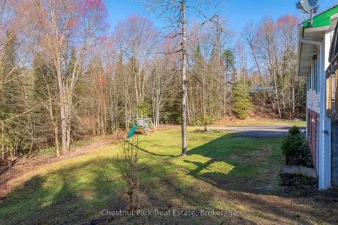 1895 Lone Pine Drive Huntsville ON P0B 1L0