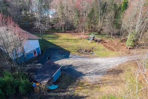 1895 Lone Pine Drive Huntsville ON P0B 1L0