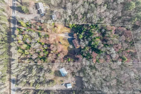 1895 Lone Pine Drive Huntsville ON P0B 1L0