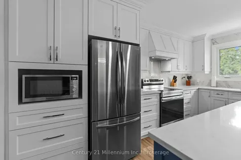 871 16th Street W Georgian Bluffs ON N4K 6V5