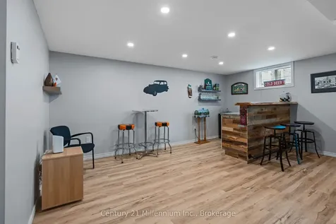 871 16th Street W Georgian Bluffs ON N4K 6V5