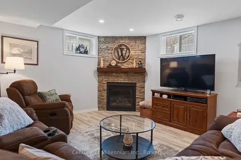 871 16th Street W Georgian Bluffs ON N4K 6V5