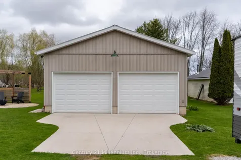 871 16th Street W Georgian Bluffs ON N4K 6V5