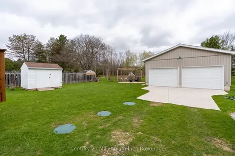 871 16th Street W Georgian Bluffs ON N4K 6V5