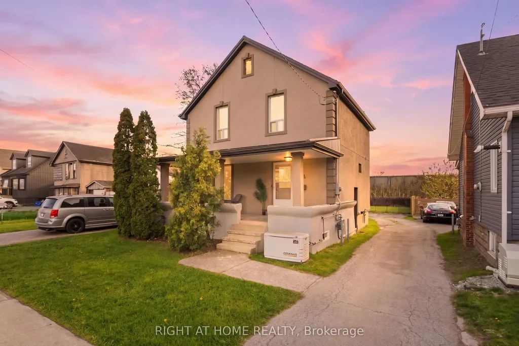 204 Beach Boulevard Hamilton ON L8H 6V9