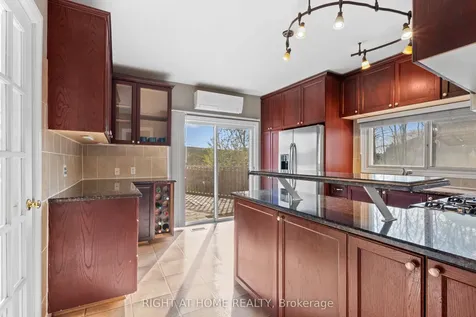 204 Beach Boulevard Hamilton ON L8H 6V9
