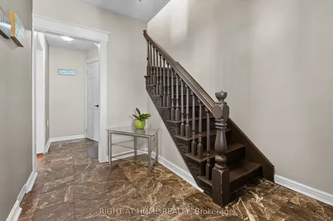 204 Beach Boulevard Hamilton ON L8H 6V9