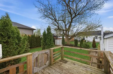 35 Hatter Avenue Welland ON L3C 3P4