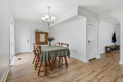 306 Dufferin Avenue Belleville ON K8N 3X7
