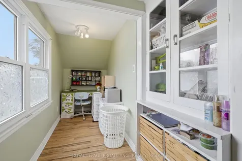 306 Dufferin Avenue Belleville ON K8N 3X7