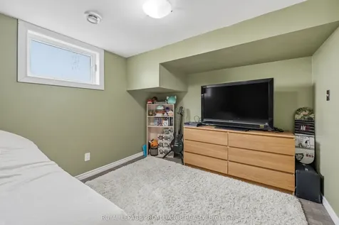 306 Dufferin Avenue Belleville ON K8N 3X7