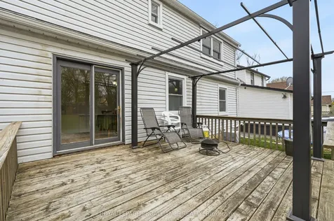306 Dufferin Avenue Belleville ON K8N 3X7