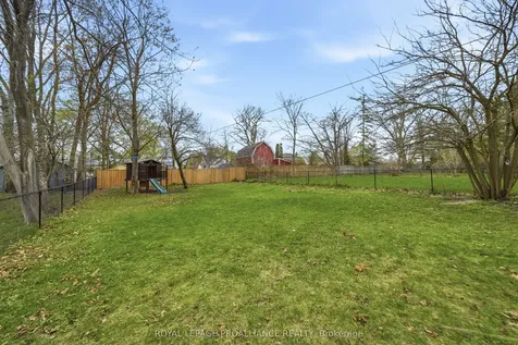 306 Dufferin Avenue Belleville ON K8N 3X7