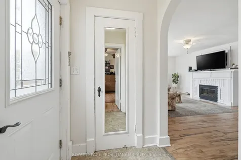 306 Dufferin Avenue Belleville ON K8N 3X7